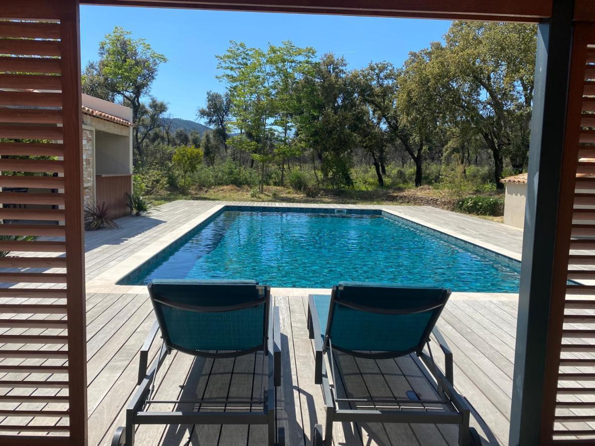 Magnifique Villa Avec Piscine Au Coeur Des Vignes Cogolin Exterior foto