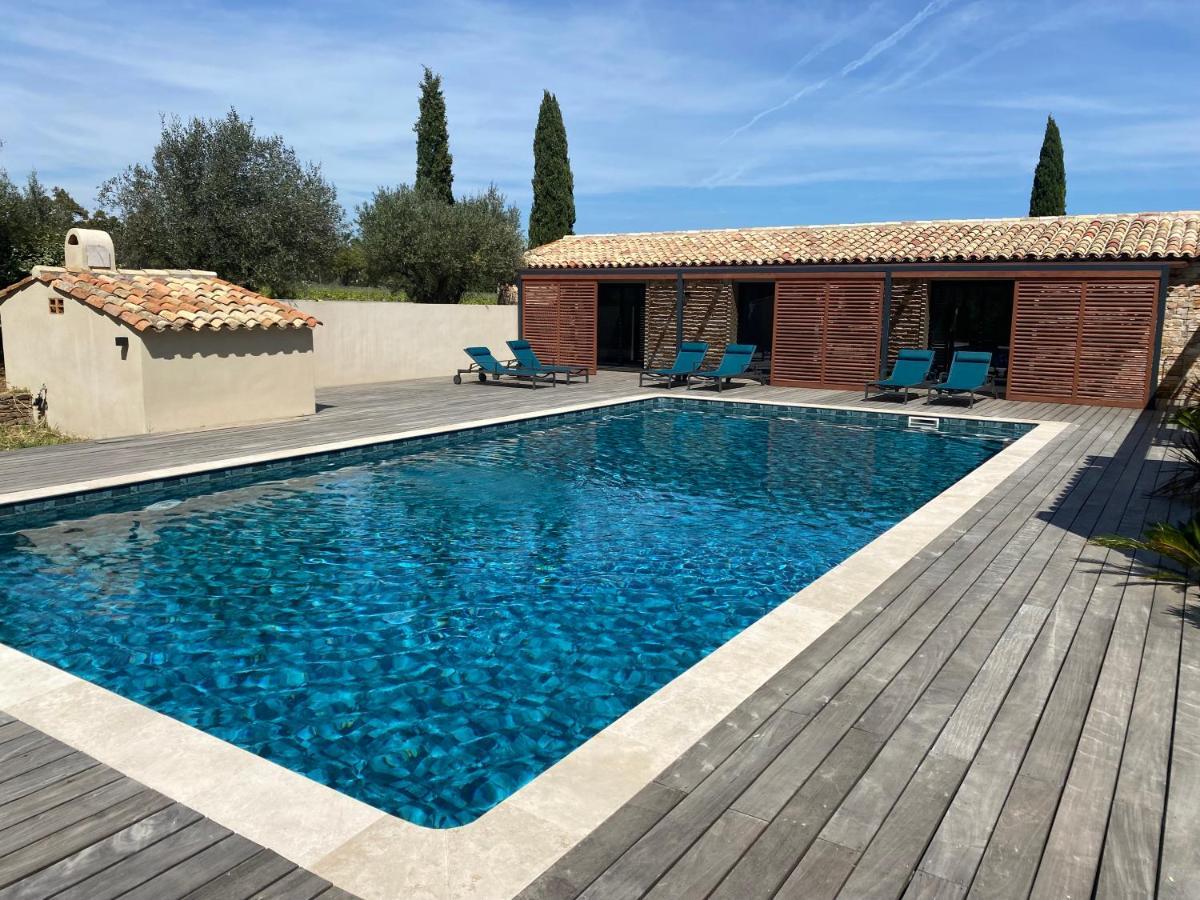 Magnifique Villa Avec Piscine Au Coeur Des Vignes Cogolin Exterior foto