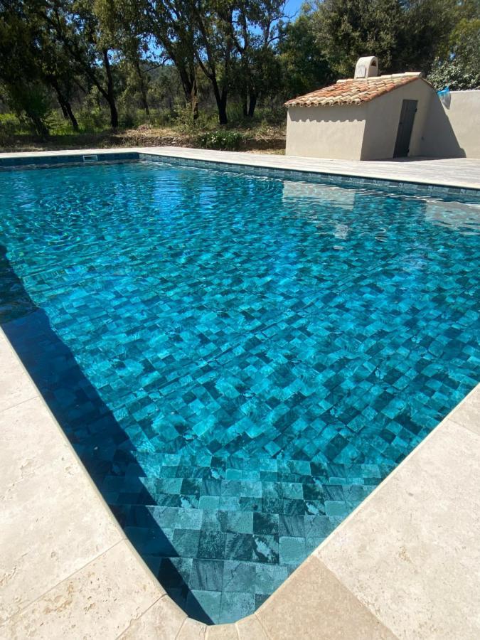 Magnifique Villa Avec Piscine Au Coeur Des Vignes Cogolin Exterior foto